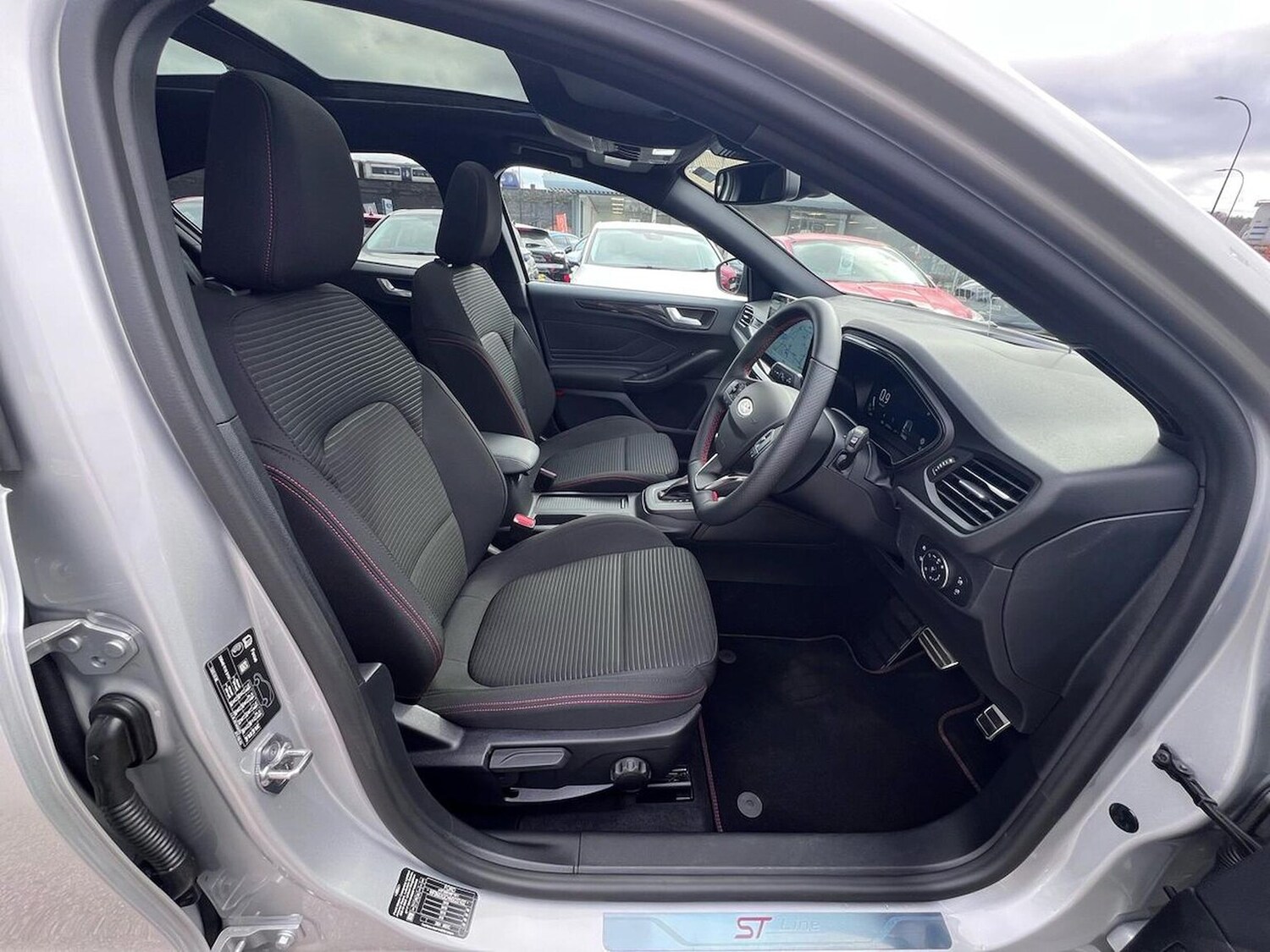 Used Ford Focus 2025 for sale - 78106306: Photo 33