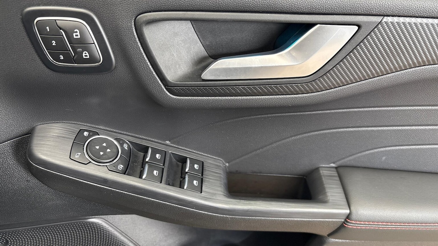 Used Ford Kuga 2025 for sale - 76918985: Photo 19