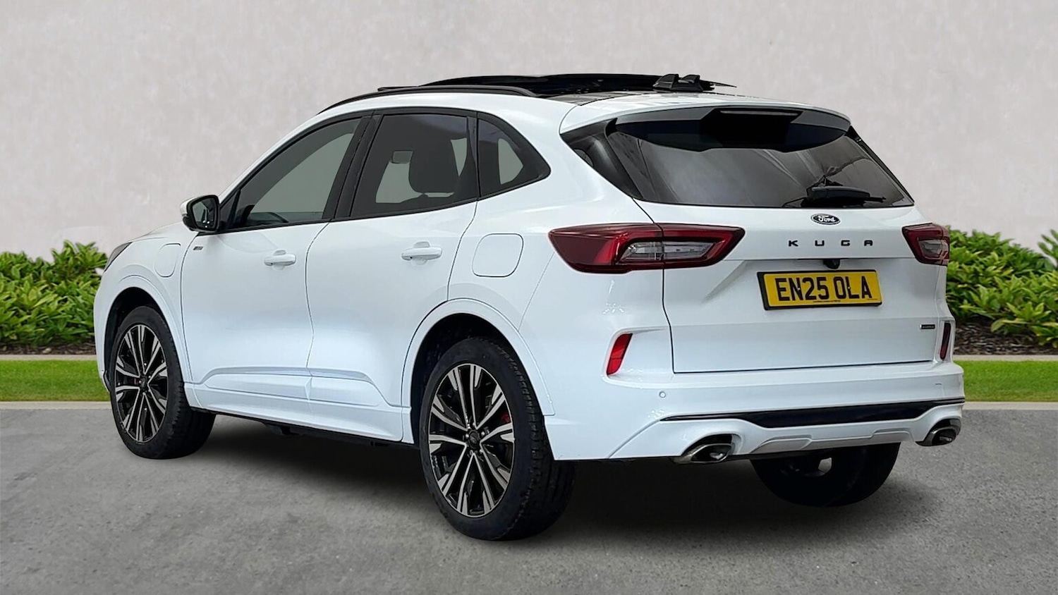 Used Ford Kuga 2025 for sale - 76918985: Photo 2