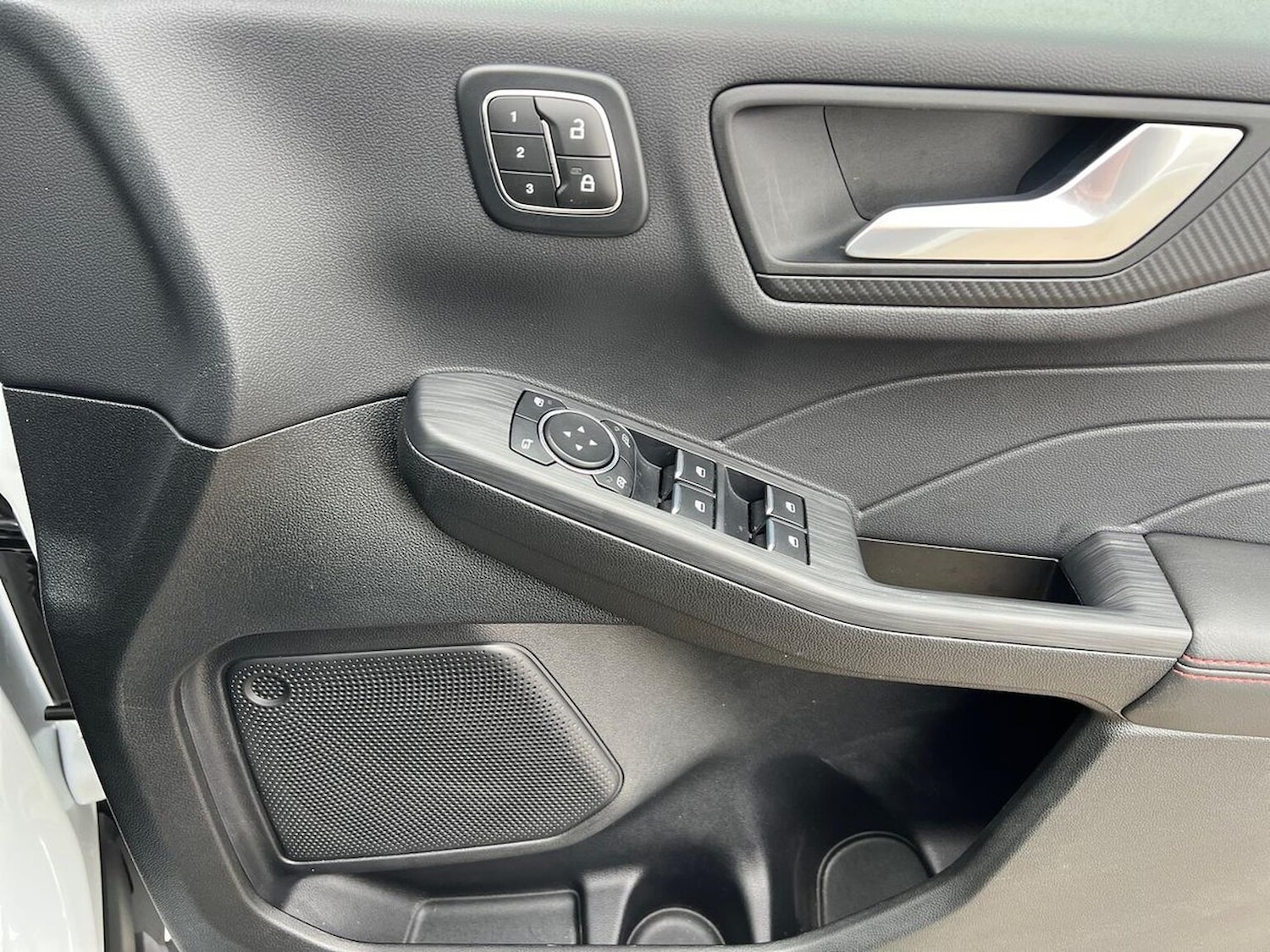 Used Ford Kuga 2025 for sale - 78223315: Photo 32