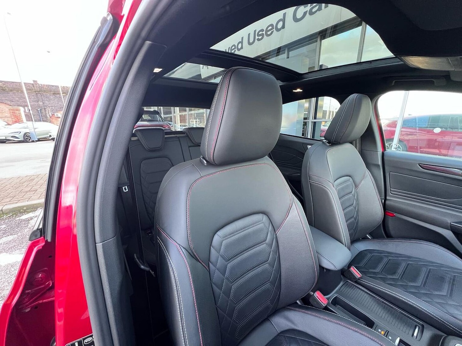 Used Ford Focus 2024 for sale - 76924627: Photo 32