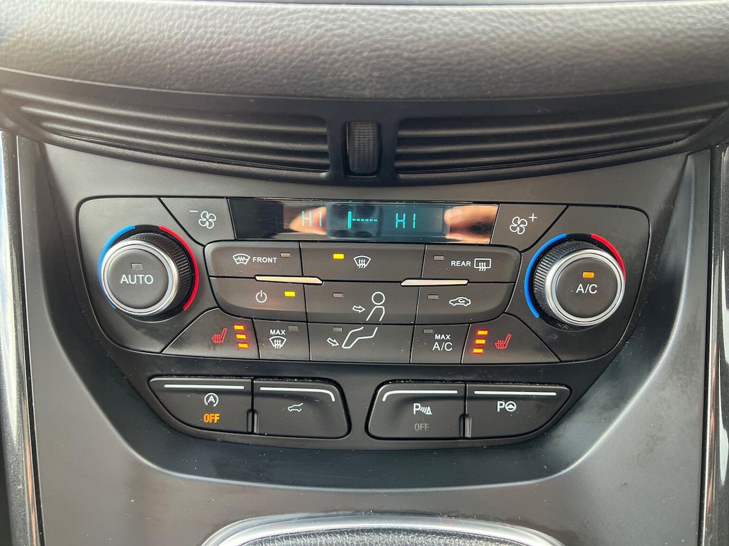 Used Ford Kuga 2017 for sale - 76387159: Photo 12