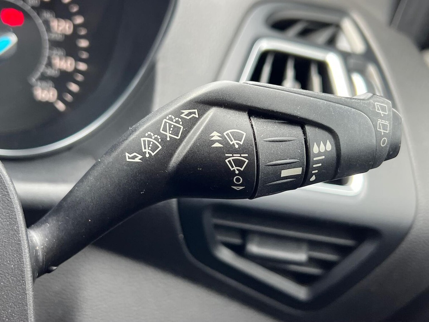 Used Ford Kuga 2017 for sale - 76387159: Photo 29