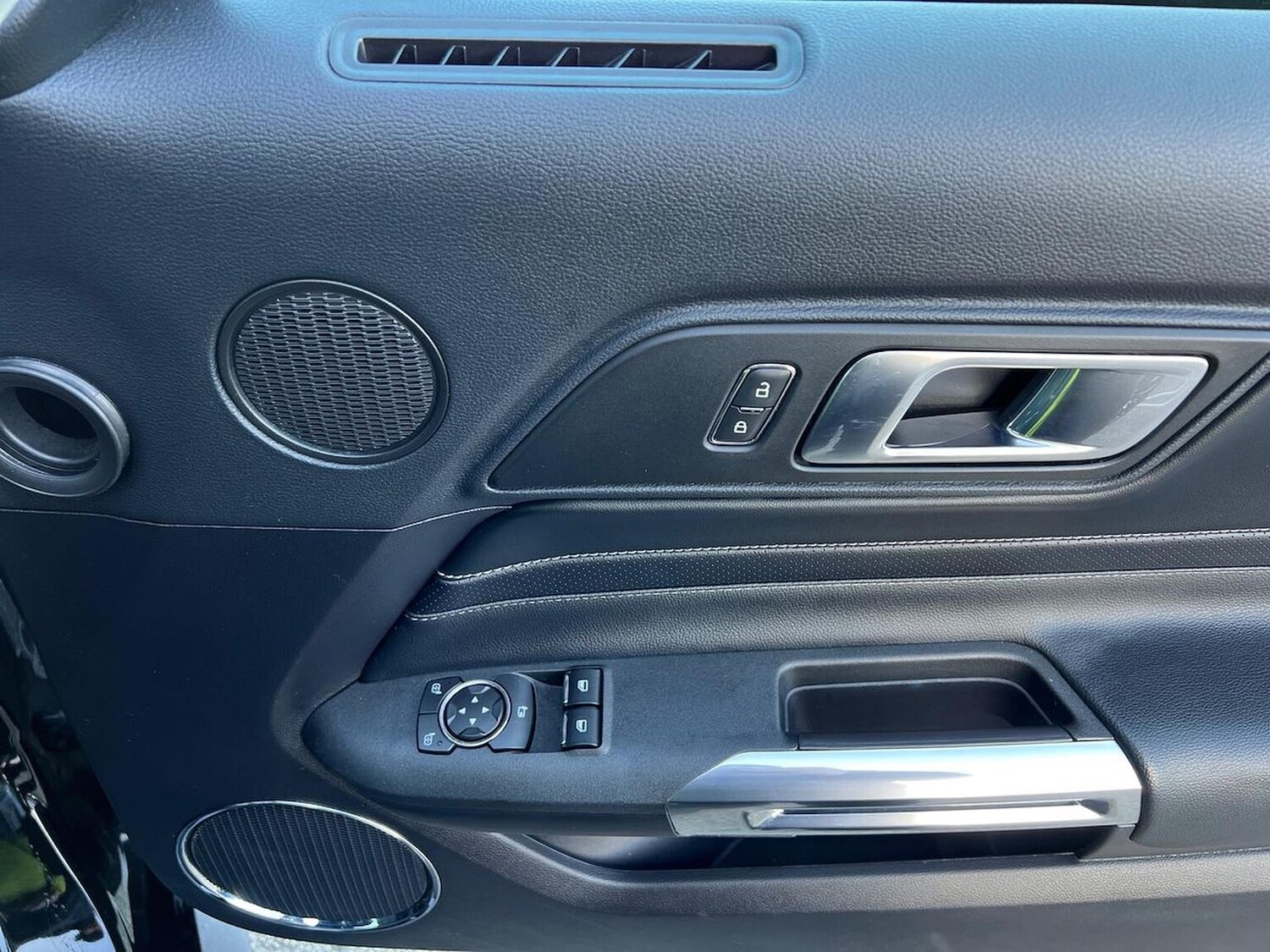 Used Ford Mustang 2019 for sale - 76611631: Photo 30