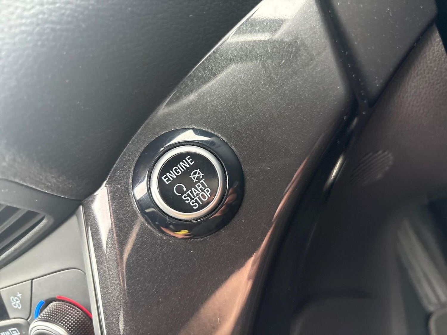 Used Ford Kuga 2017 for sale - 76157246: Photo 40