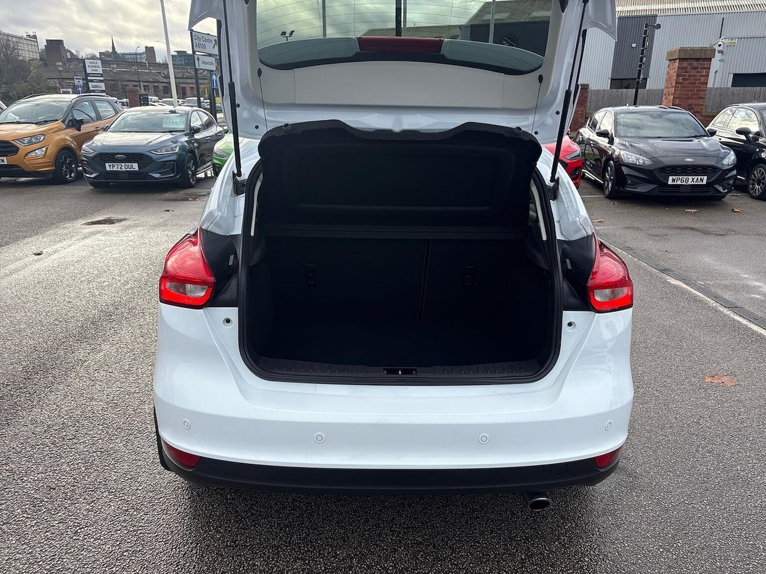 Used Ford Focus 2017 for sale - 76735539: Photo 17