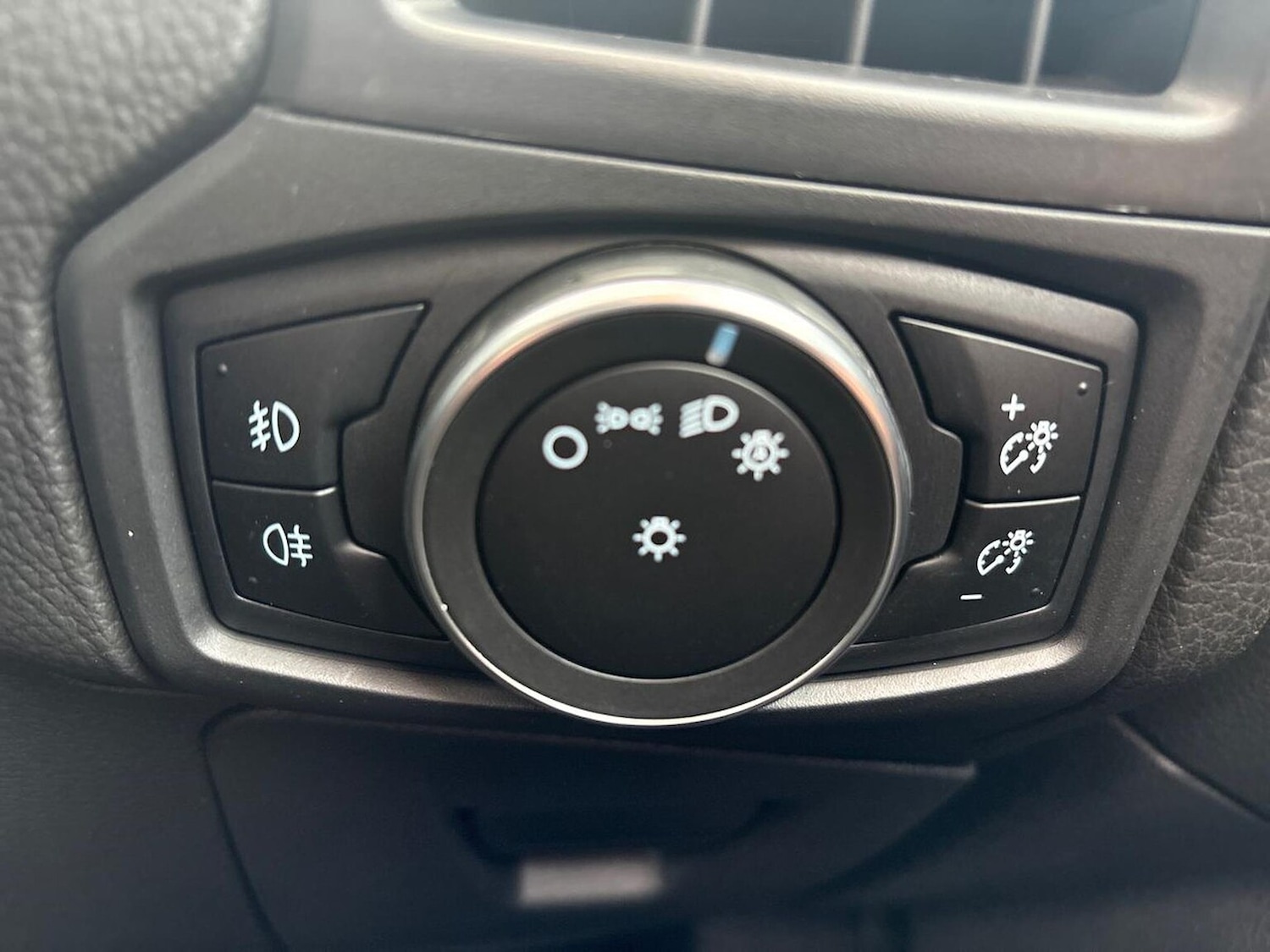 Used Ford Focus 2017 for sale - 76735539: Photo 22