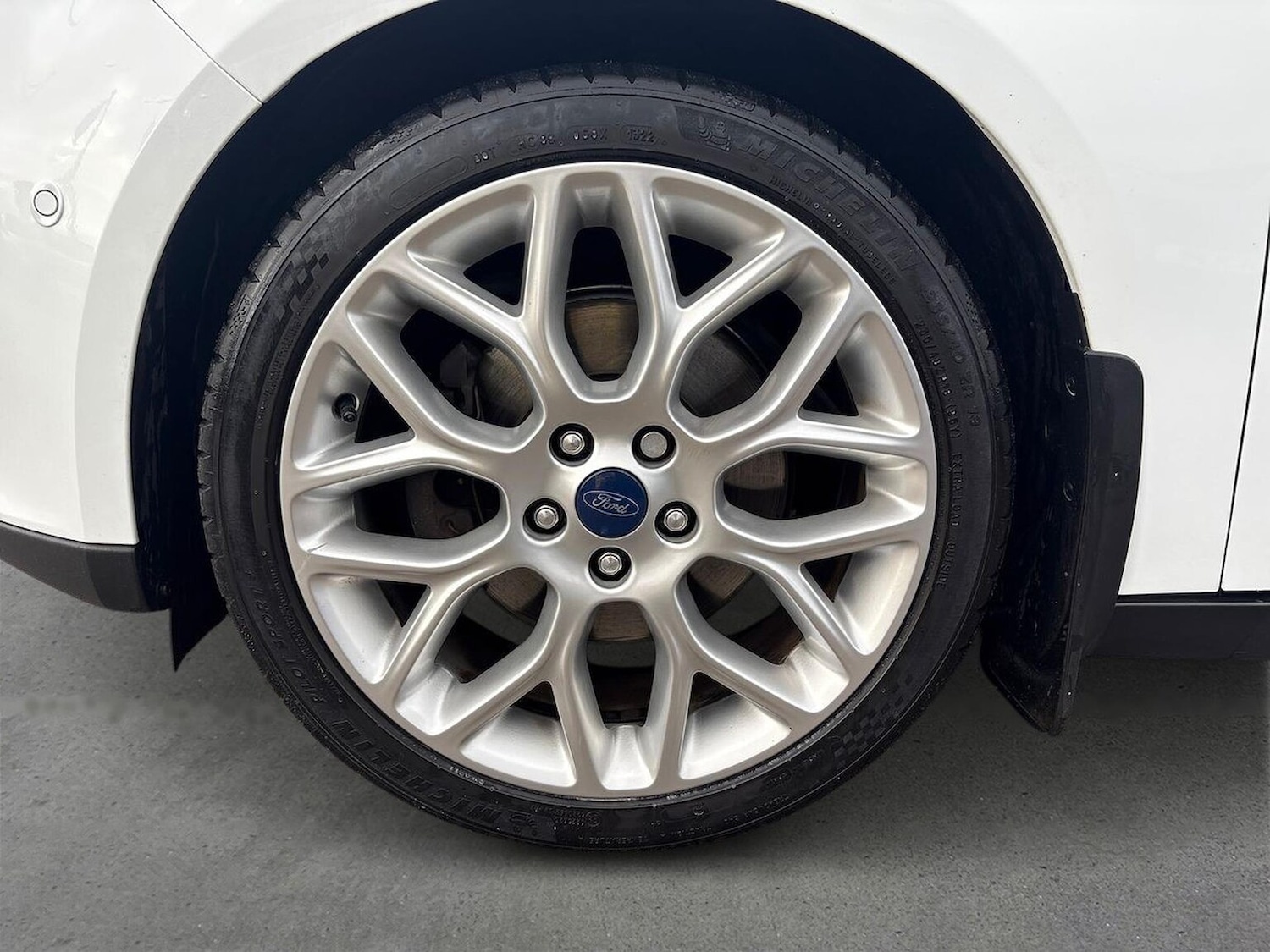 Used Ford Focus 2017 for sale - 76735539: Photo 6