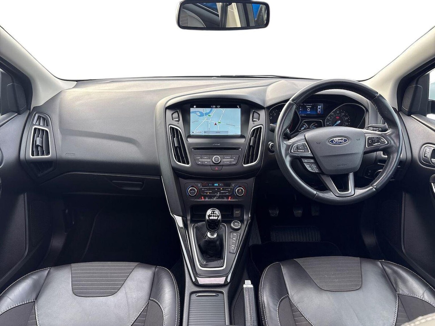 Used Ford Focus 2017 for sale - 76735539: Photo 8