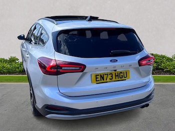 Used Ford Focus 2023 for sale - 78340468: Photo