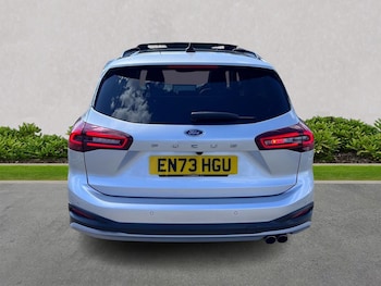 Used Ford Focus 2023 for sale - 78340468: Photo