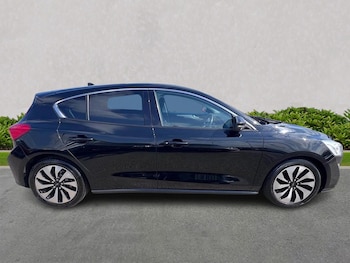Used Ford Focus 2018 for sale - 78470218: Photo