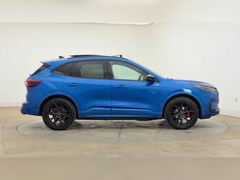 Used Ford Kuga 2025 for sale - 79649880: Photo