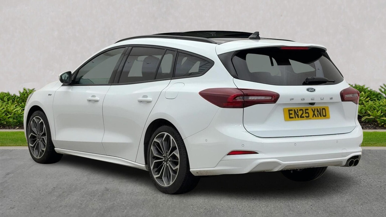 Used Ford Focus 2025 for sale - 76374368: Photo 2