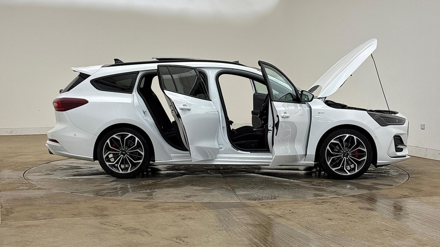 Used Ford Focus 2025 for sale - 76374368: Photo 24