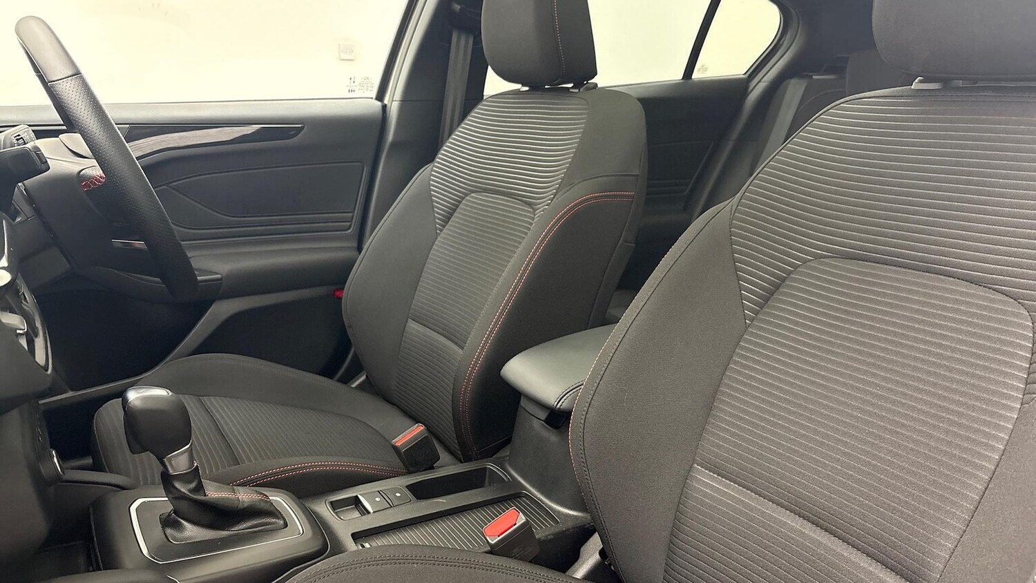 Used Ford Focus 2025 for sale - 76650155: Photo 25