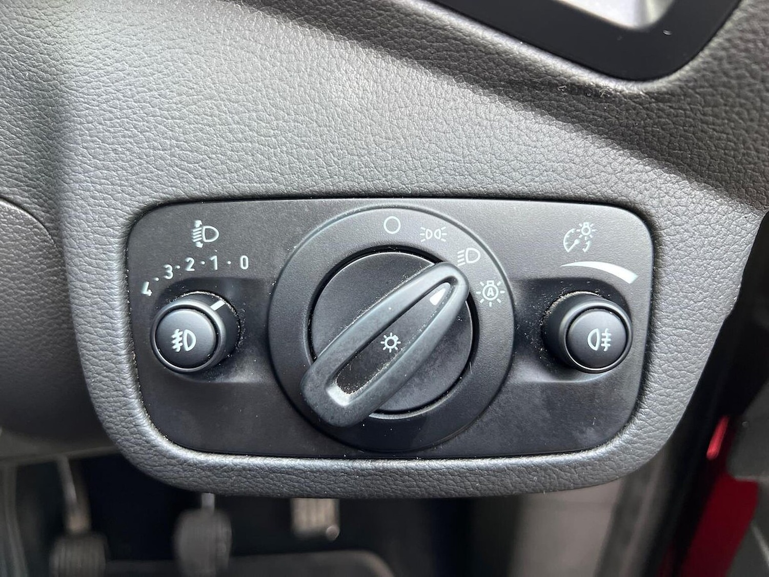 Used Ford Kuga 2017 for sale - 76637727: Photo 22