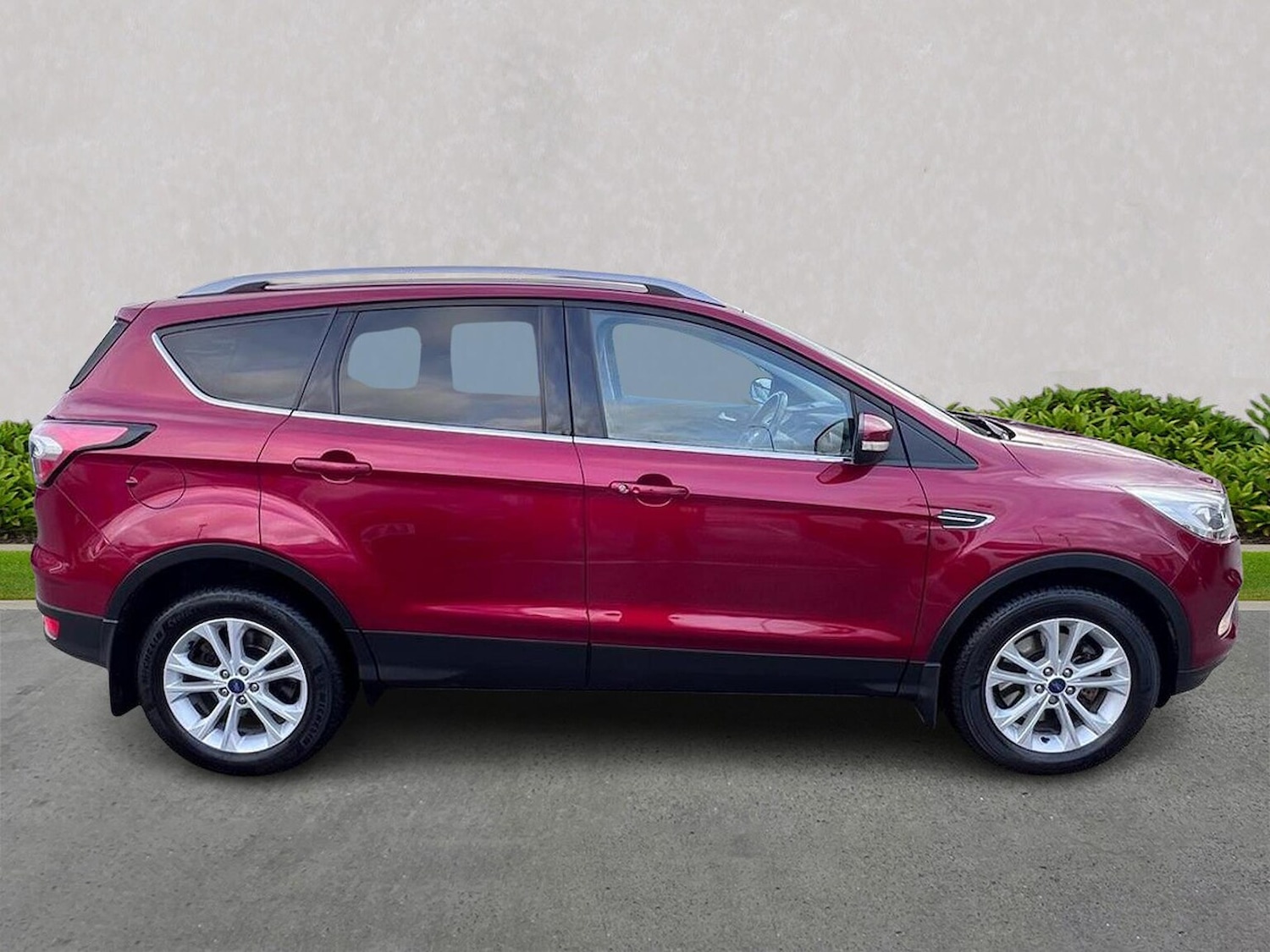 Used Ford Kuga 2017 for sale - 76637727: Photo 3