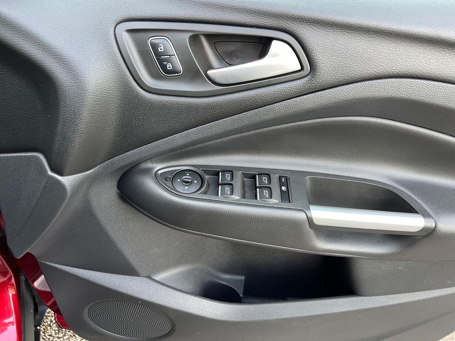 Used Ford Kuga 2017 for sale - 76637727: Photo 30