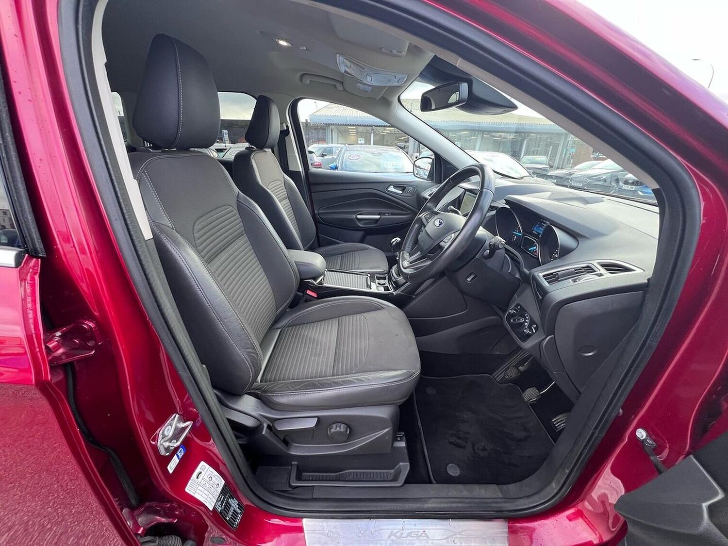 Used Ford Kuga 2017 for sale - 76637727: Photo 31