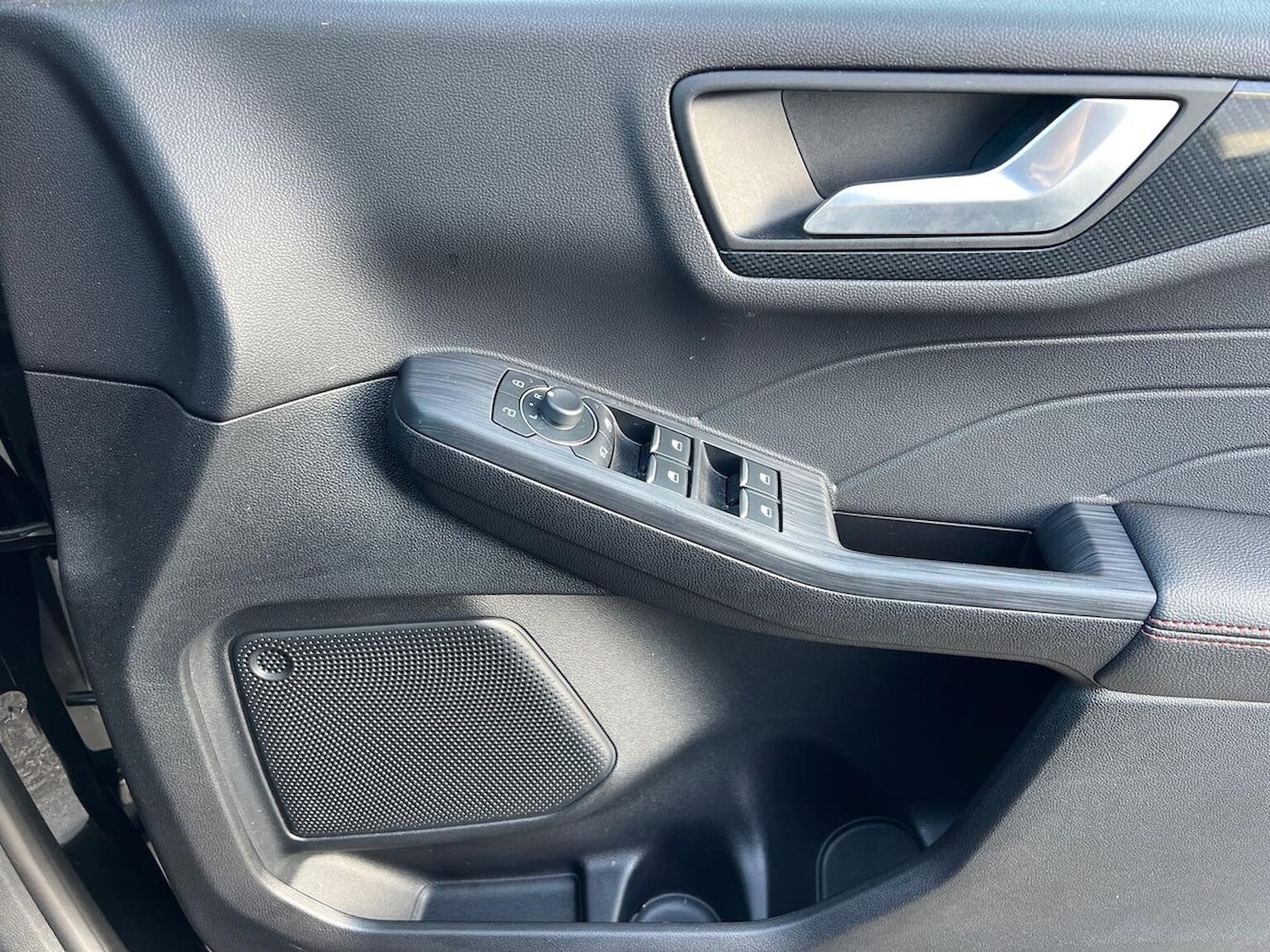 Used Ford Kuga 2024 for sale - 76713272: Photo 30