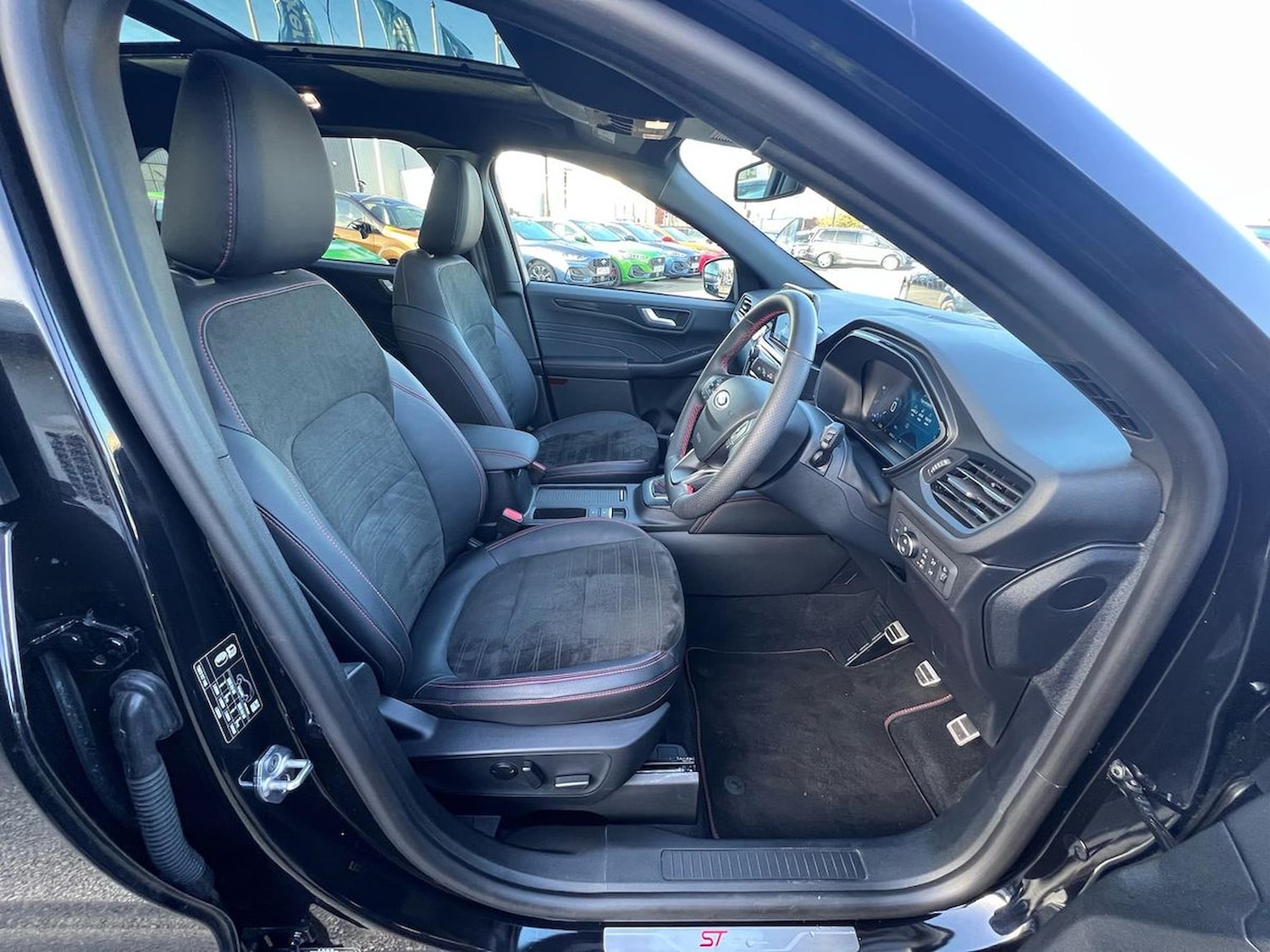 Used Ford Kuga 2024 for sale - 76713272: Photo 31