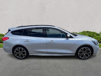 Used Ford Focus 2020 for sale - 78847837: Photo