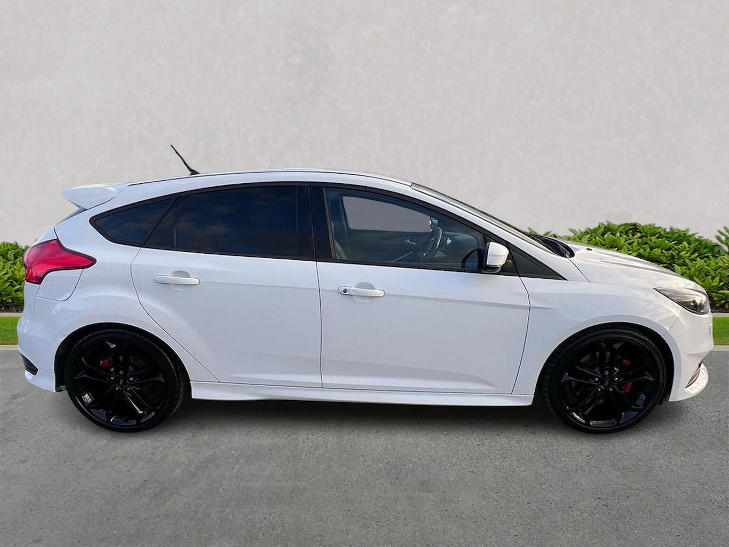 Used Ford Focus 2018 for sale - 76897129: Photo 3