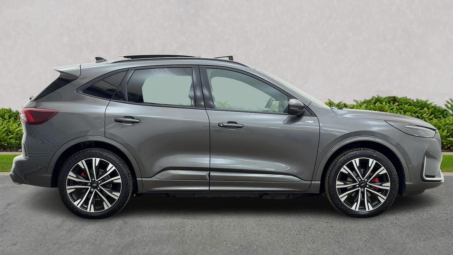 Used Ford Kuga 2024 for sale - 76352510: Photo 3