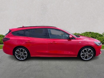 Used Ford Focus 2025 for sale - 75436417: Photo
