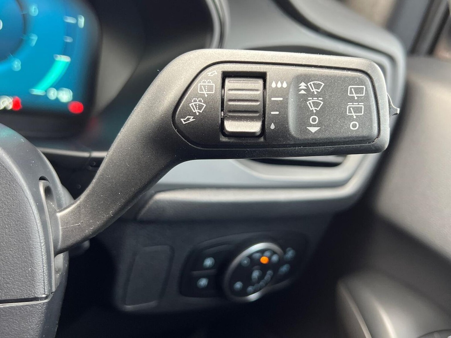 Used Ford Focus 2020 for sale - 76387162: Photo 29