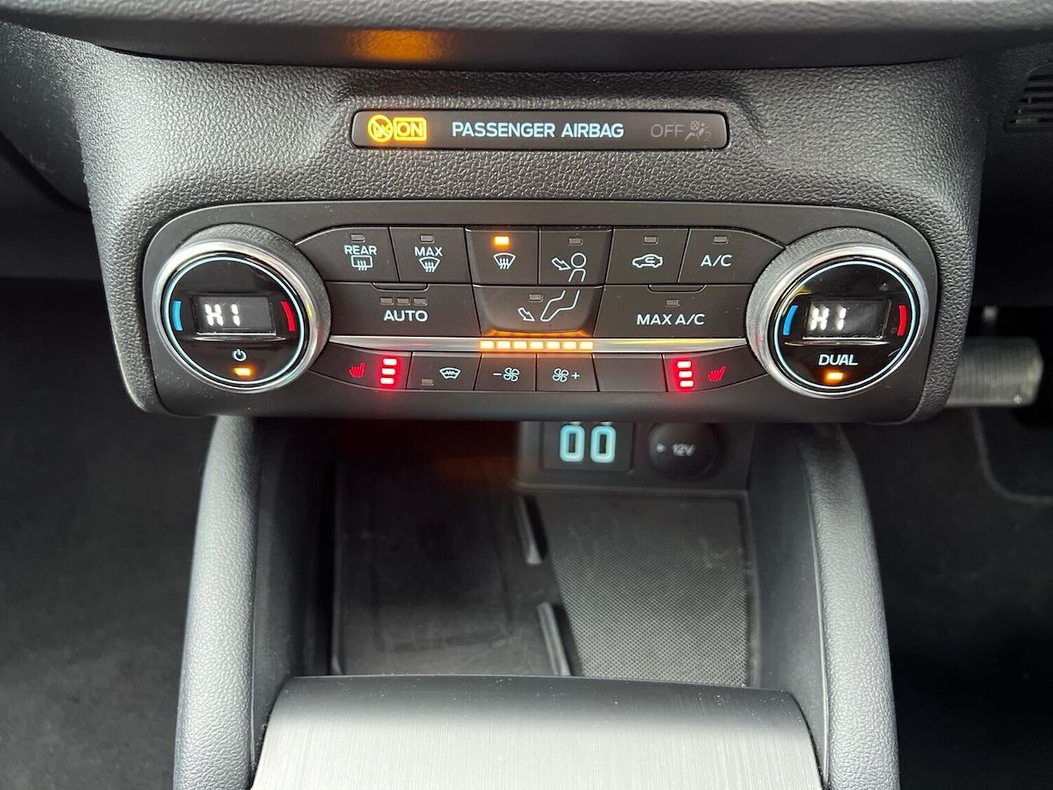 Used Ford Focus 2020 for sale - 77888594: Photo 12