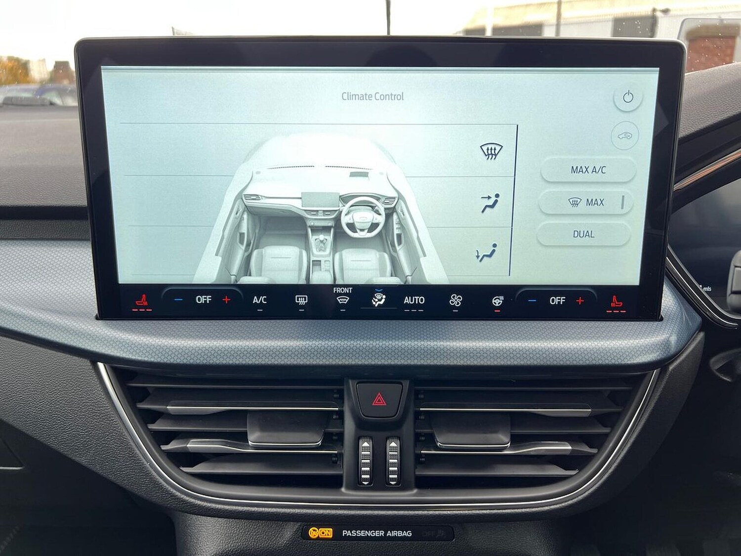 Used Ford Focus 2025 for sale - 76281260: Photo 12