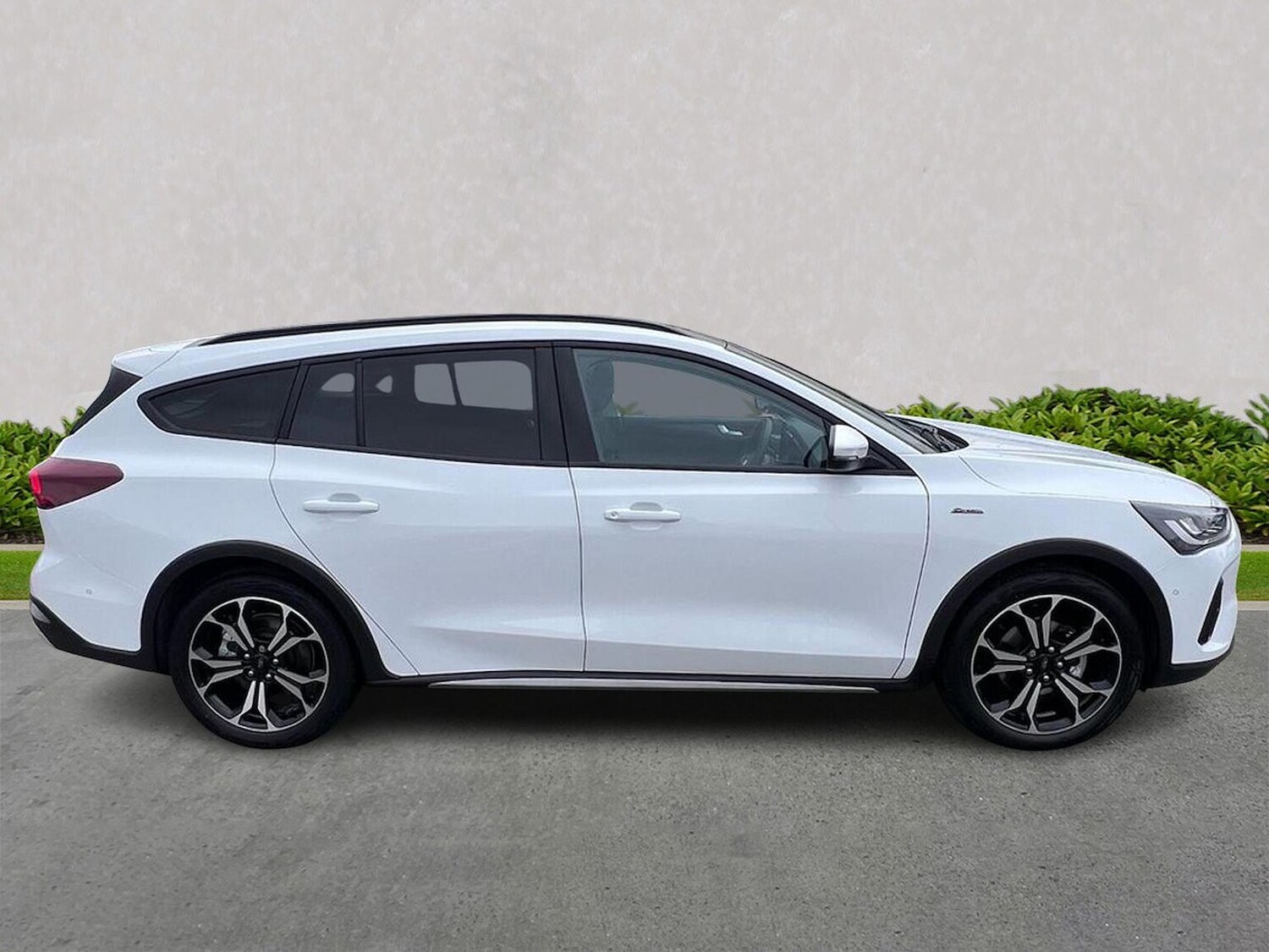 Used Ford Focus 2025 for sale - 76281260: Photo 3