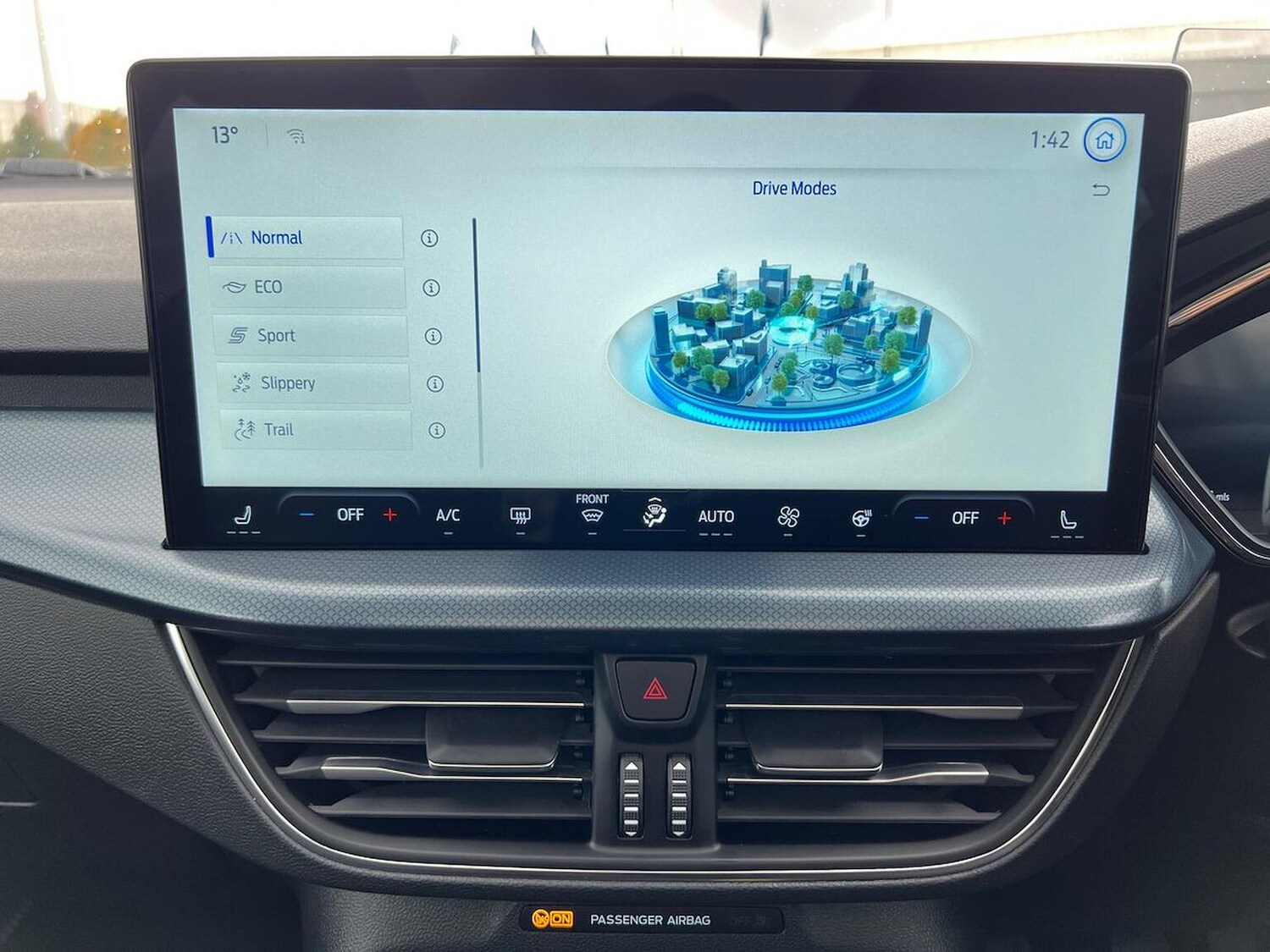 Used Ford Focus 2025 for sale - 76281260: Photo 45