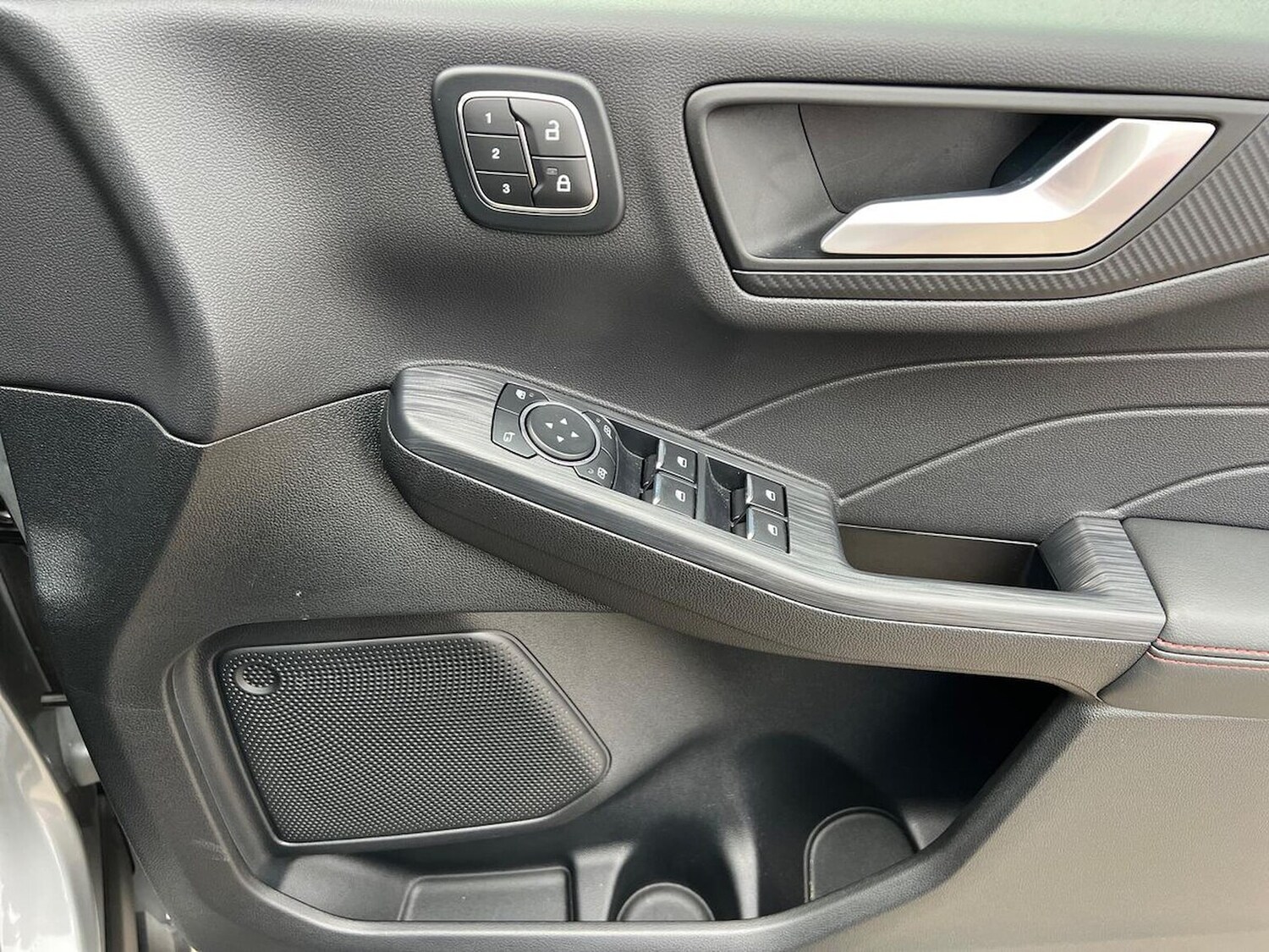 Used Ford Kuga 2025 for sale - 77489289: Photo 30