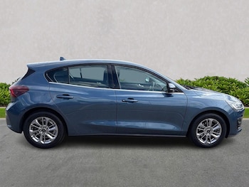 Used Ford Focus 2023 for sale - 78968210: Photo