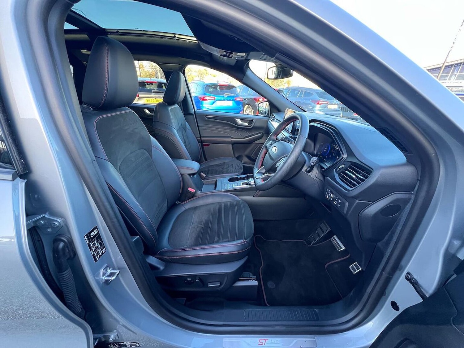 Used Ford Kuga 2023 for sale - 76611633: Photo 31