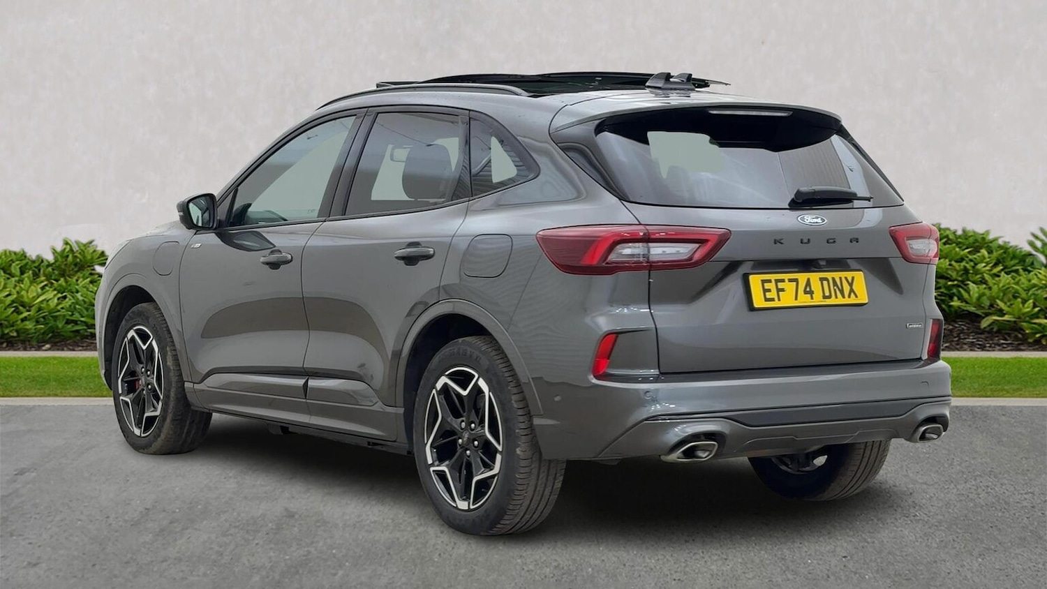 Used Ford Kuga 2024 for sale - 76510700: Photo 2