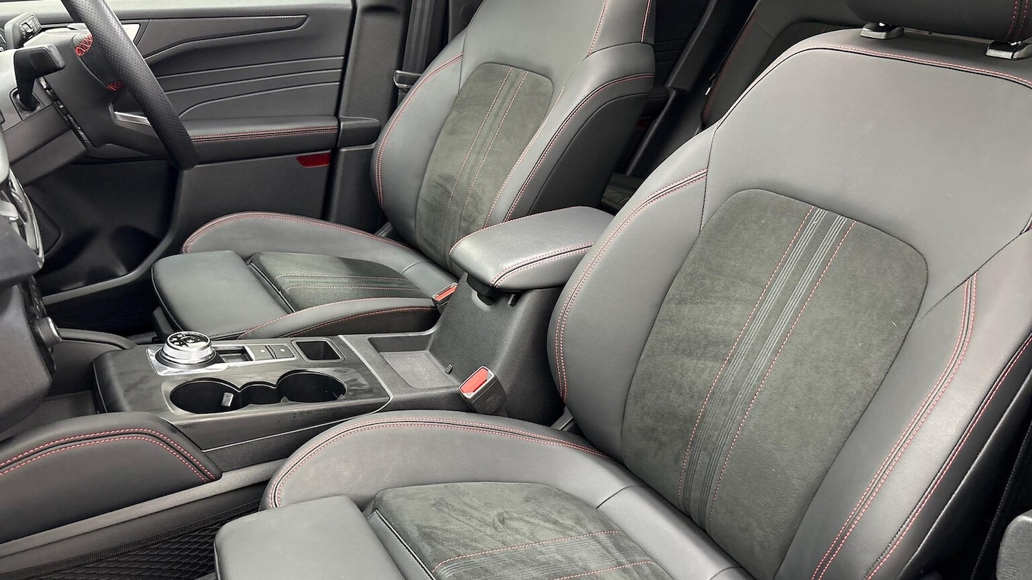 Used Ford Kuga 2024 for sale - 76089126: Photo 16