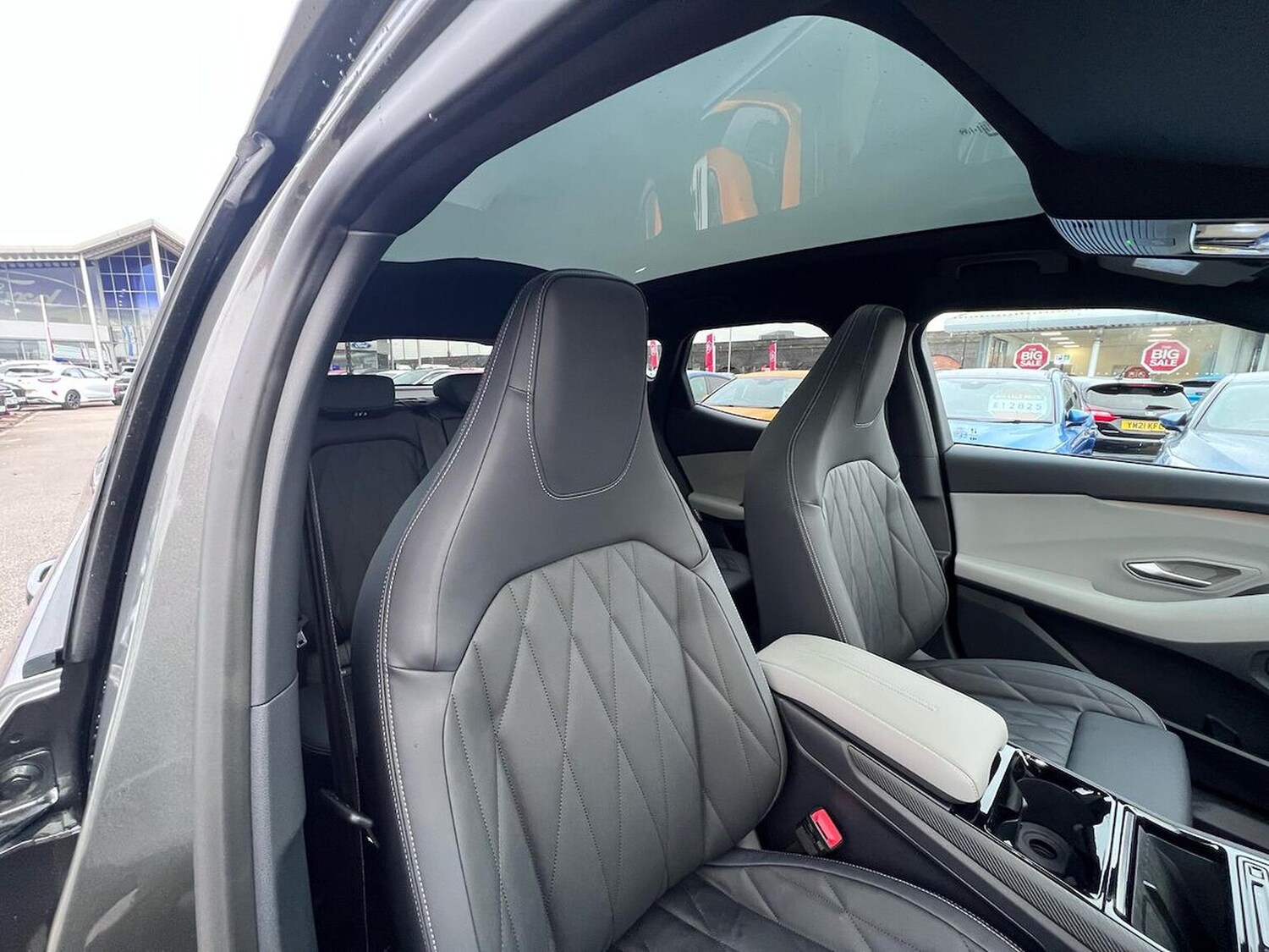 Used Ford Capri 2024 for sale - 77489337: Photo 32