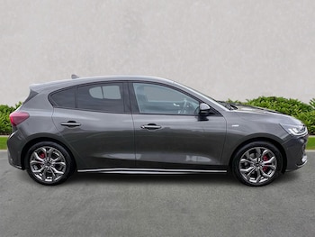 Used Ford Focus 2023 for sale - 75907801: Photo