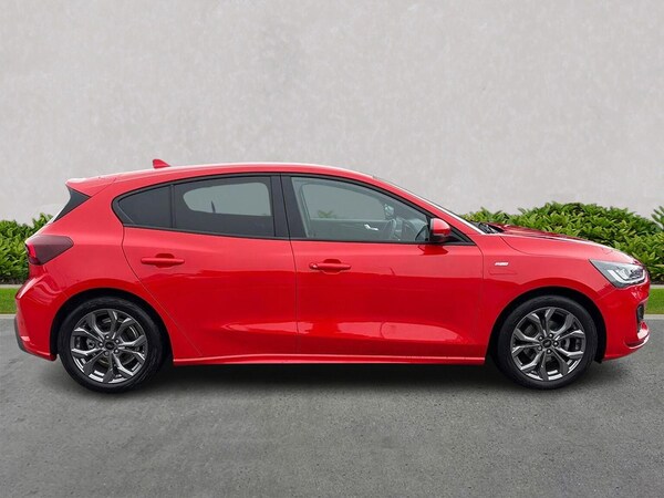 Used Ford Focus 2022 for sale - 76171561: Photo 3