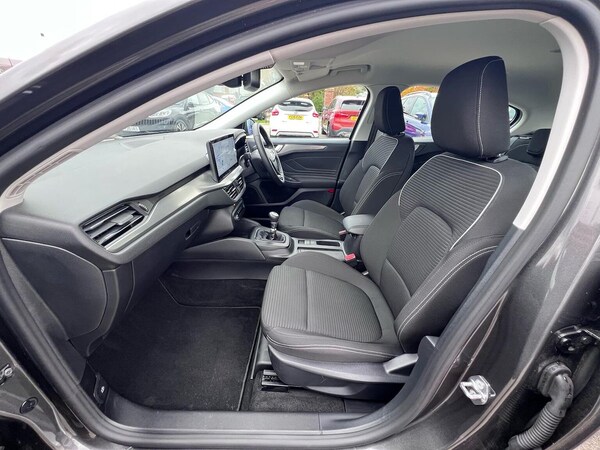 Used Ford Focus 2022 for sale - 76206070: Photo 35