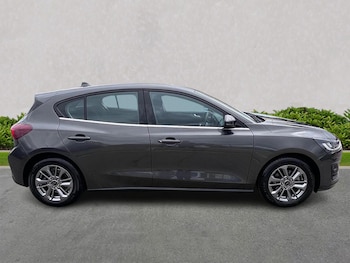 Used Ford Focus 2022 for sale - 76206070: Photo 3