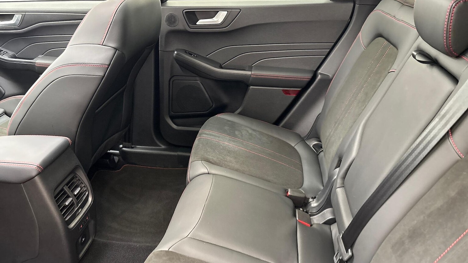 Used Ford Kuga 2024 for sale - 76030458: Photo 17
