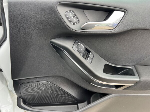 Used Ford Fiesta 2019 for sale - 76293120: Photo 30