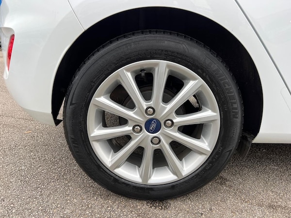 Used Ford Fiesta 2019 for sale - 76293120: Photo 6