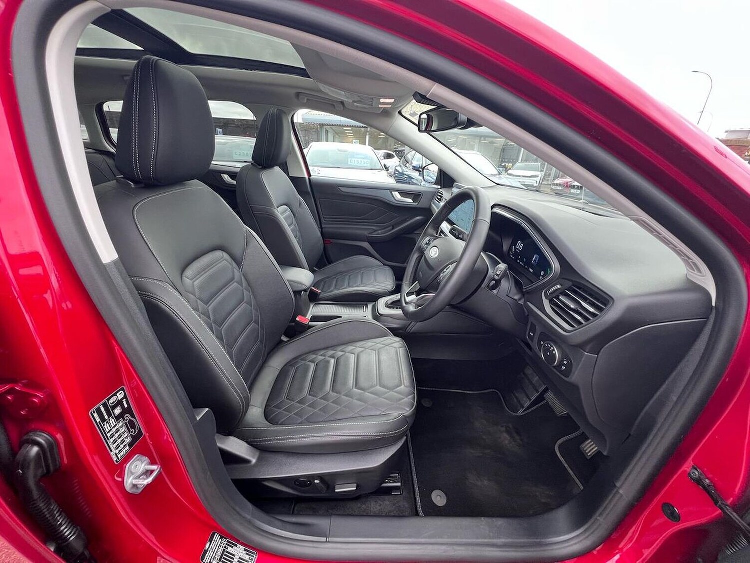 Used Ford Focus 2024 for sale - 76089123: Photo 31