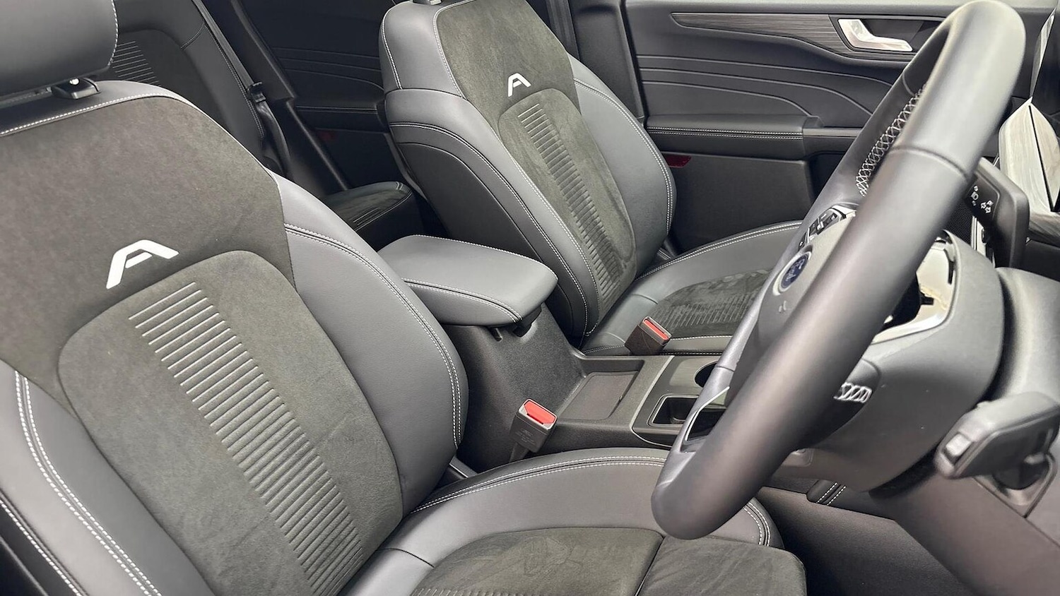 Used Ford Kuga 2024 for sale - 76832022: Photo 15